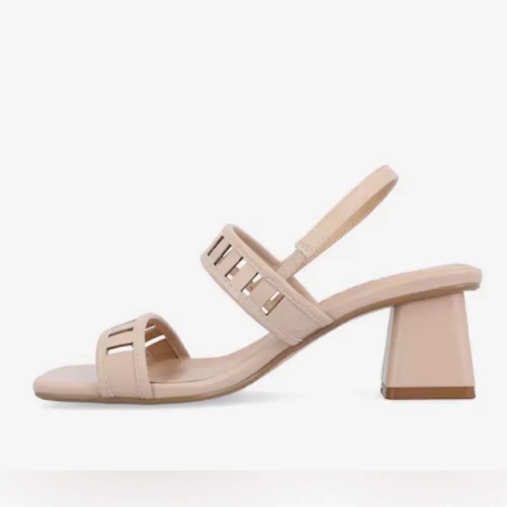 Journee Collection Ismay Sandal - Picture 4 of 4